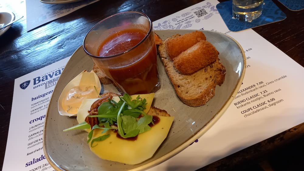 The Co-Work Lieshout flexwerken werkplek lunchmogelijkheden The Co-Work Lieshout flexwerken werkplek lunchmogelijkheden